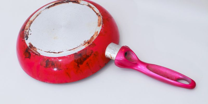 odstranjevanje-rje, ciscenje-posode