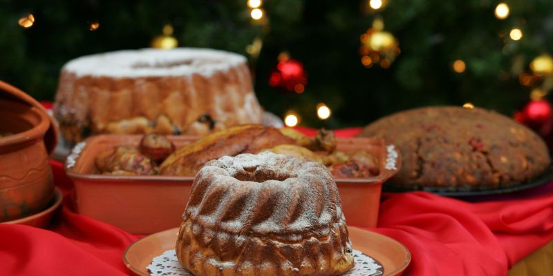 bozic pogostitev miza potica.JPG