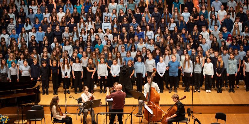 potujoca-muzika, os-tisina