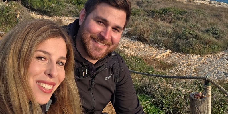 Katero slovensko besedo se je Aktualovec Mattias naučil prvo?