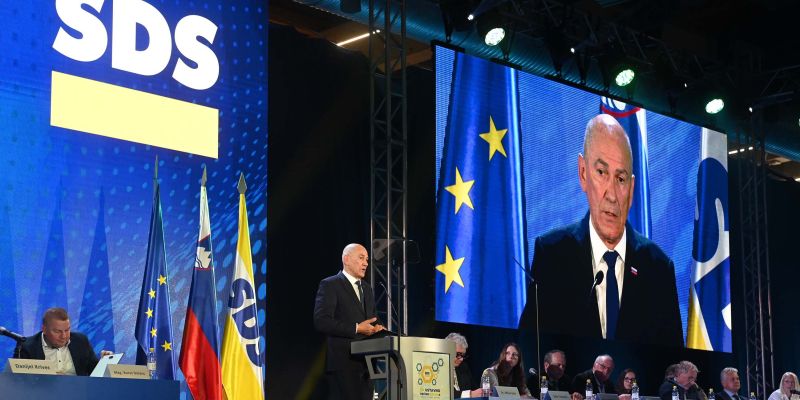 janez jansa kongres BOBO.JPG