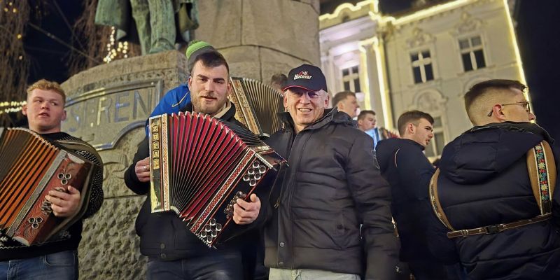 silvo mesojedec harmonikarji.jpg