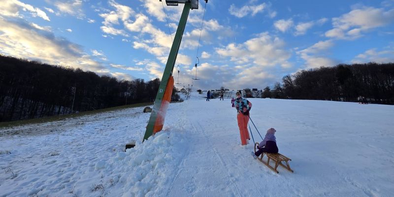 smucisce-globoki-klanec, sankanje