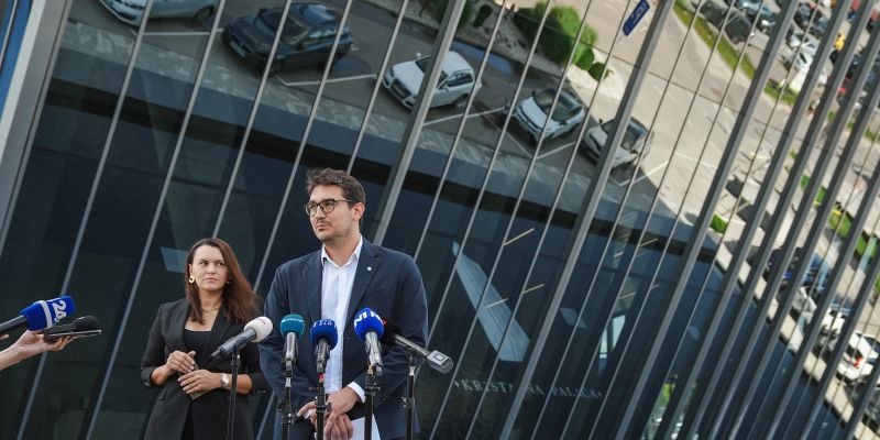 PERISKOP gibanje svoboda matej grah Jure Klobcar.jpg