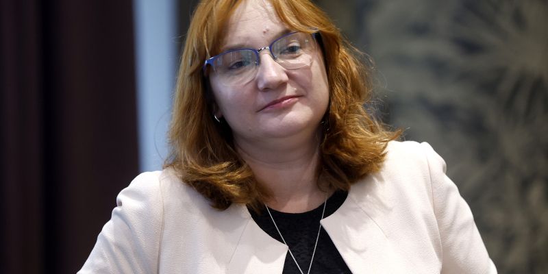 PERISKOP simona drenik bavdek BOBO.JPG