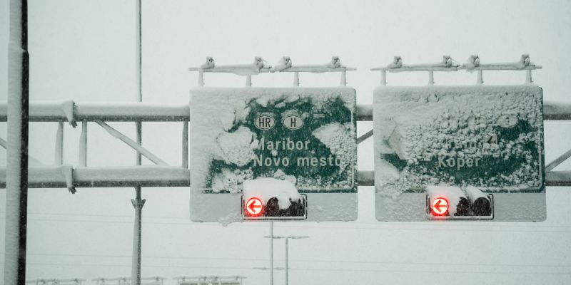 promet-znak, sneg, promet, cesta, zima