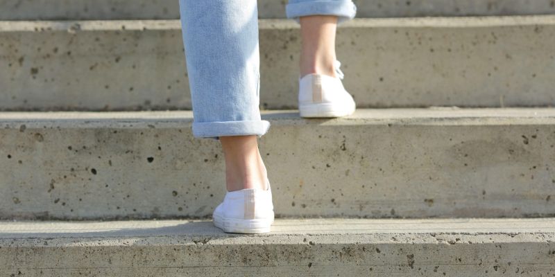 stopnice, hoja po stopnicah