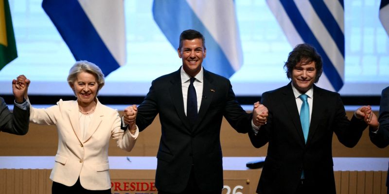 Ursula von der Leyen, Santiago Pena, Javier Milei.jpg