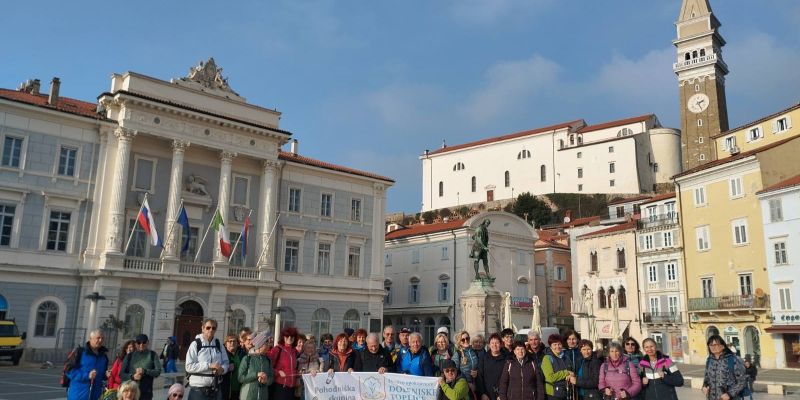 Marija Novak skupina.jpg