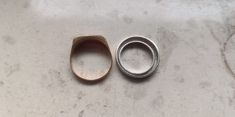 odkup-zlata, goldstein-odkup-zlata, daniel-david-stefan, zlato, usnjeni-plašči, usnje