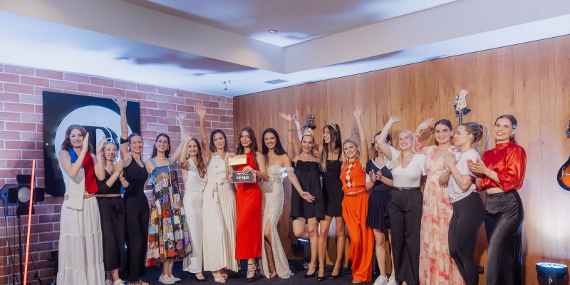 Nocoj gre zares: začenja se oddaja Miss Slovenije - Od izziva do naziva