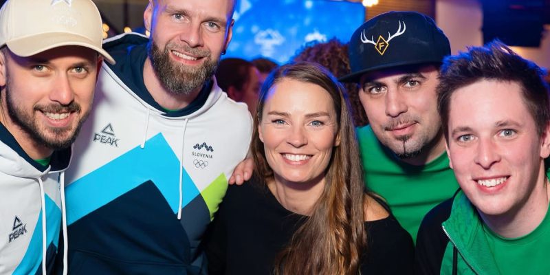 Fehtarji navdušili na ulicah Cortine