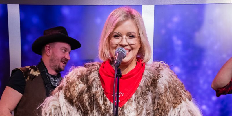 Nocoj na TV Veseljak Golica velika pustna veselica v živo!