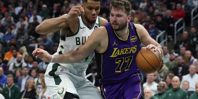 Giannis Antetokounmpo.jpg