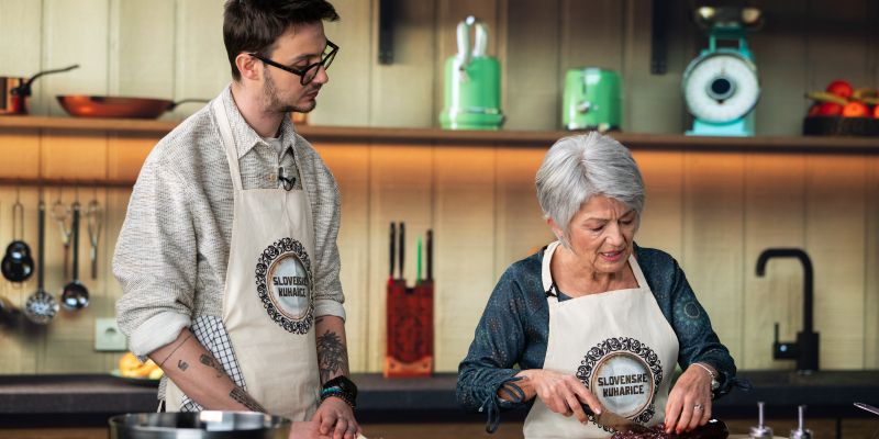 Slovenske kuharice nocoj spet dišijo po domačem – začenja se nova sezona!