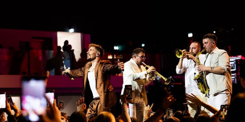 Po razprodani Odiseji Žan Serčič predstavlja novo pesem