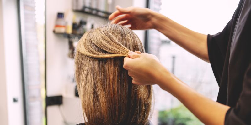 paž, ženska frizura