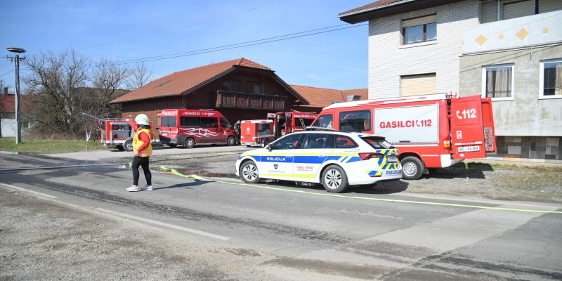 požar-lemerje, gasilci