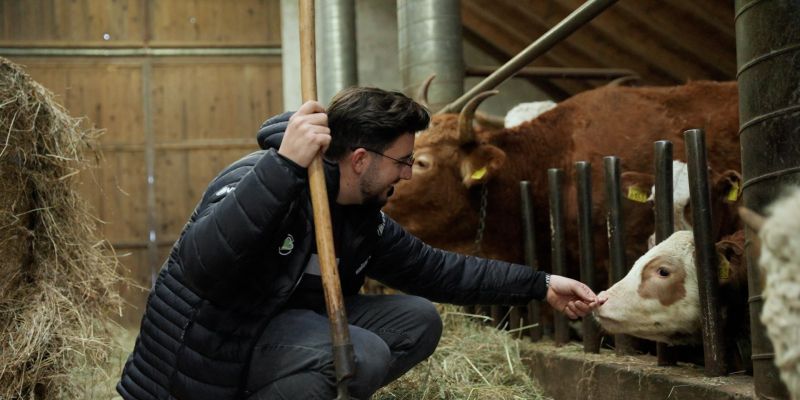 Nocoj ob 18.30 na TV Veseljak Golica: Kmetovati je lepo ob dnevu žena!