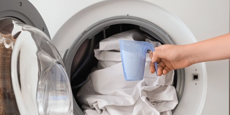 pranje-oblacil, pralni-stroj