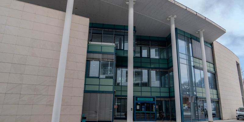 simbolična, knjižnica-murska-sobota, pišk