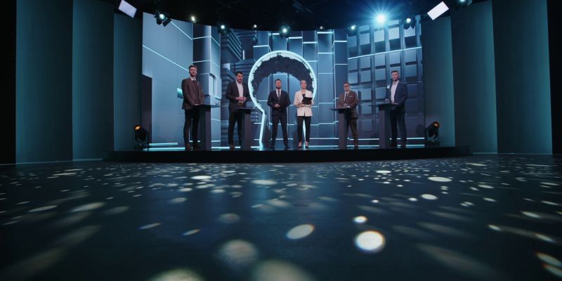 Nocoj ob 21.00 na TV Veseljak Golica: soočenje podmladkov političnih strank