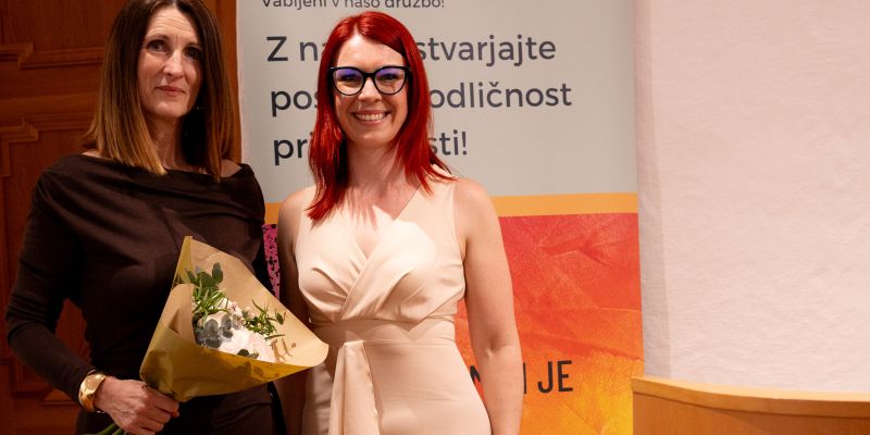 Metka Resnik in Maja Fink.jpg