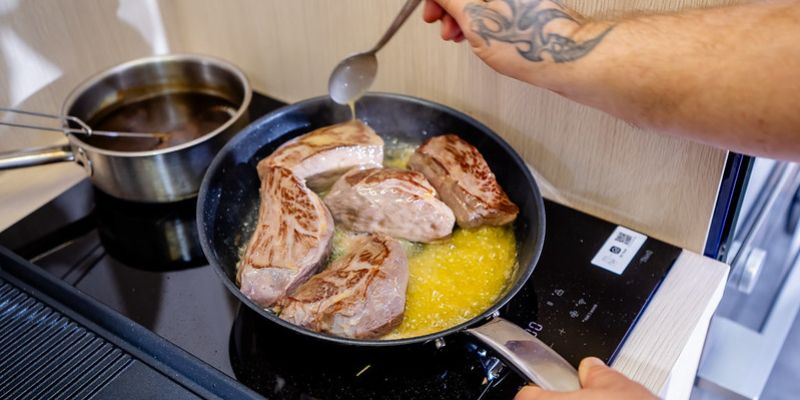 LG predstavitev v Budimpešti