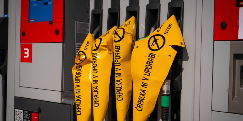 petrol gorivo bencin.jpg