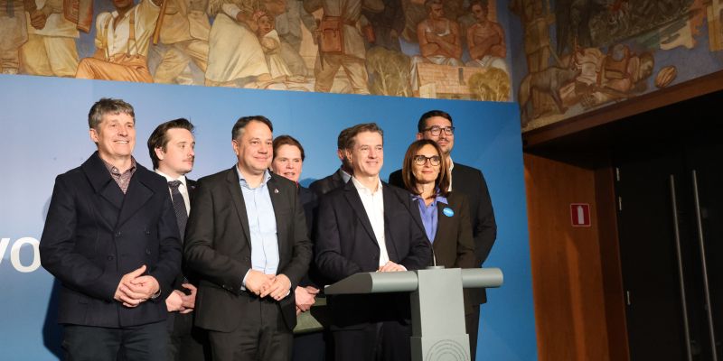 DUPLERICA GS golob parlament Saso Bizjak.jpg