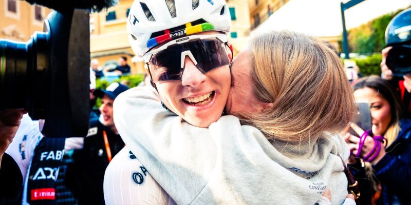 tadej pogacar urska.jpg