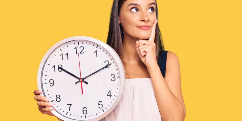 premik-ure-na-poletni-cas, ura