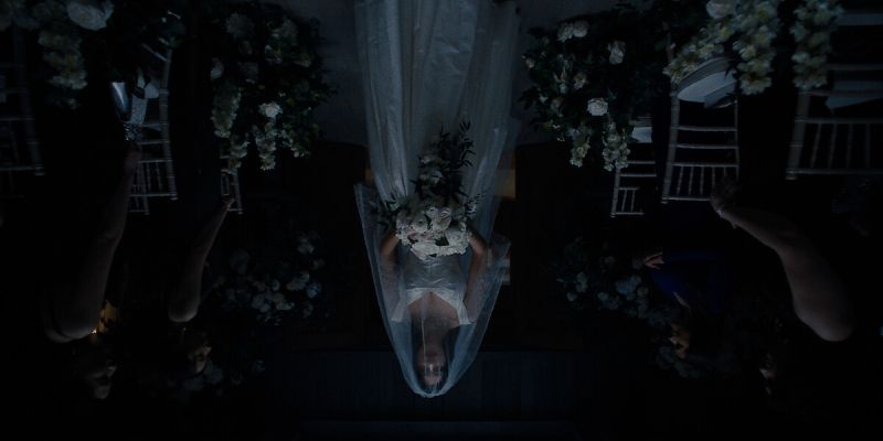 Poroka iz sanj ali začetek nočne more?