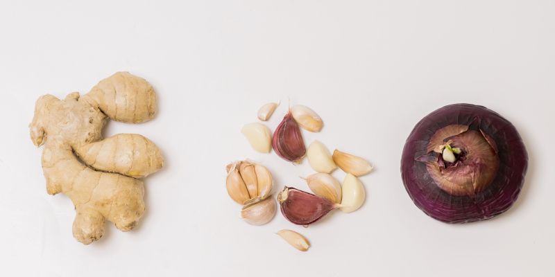 čebula česen ingver.jpg