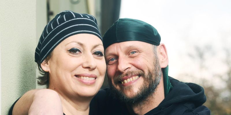 vegashi, Peter Gale in Urša Sterle