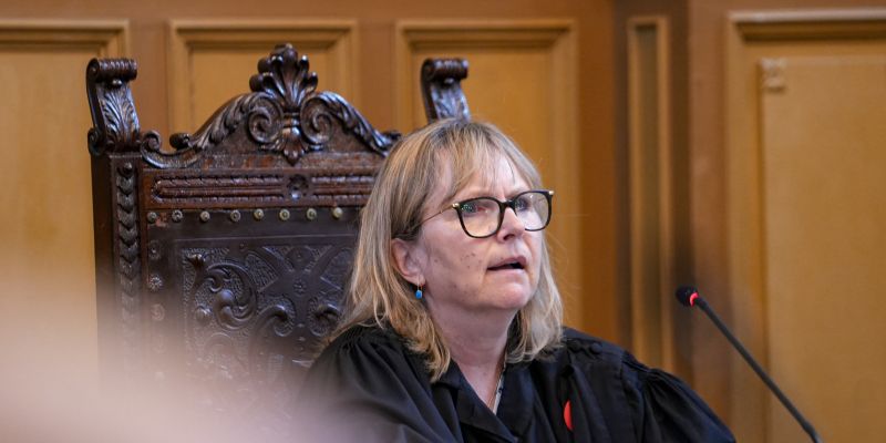 UV mojca kocjancic MPA.jpg