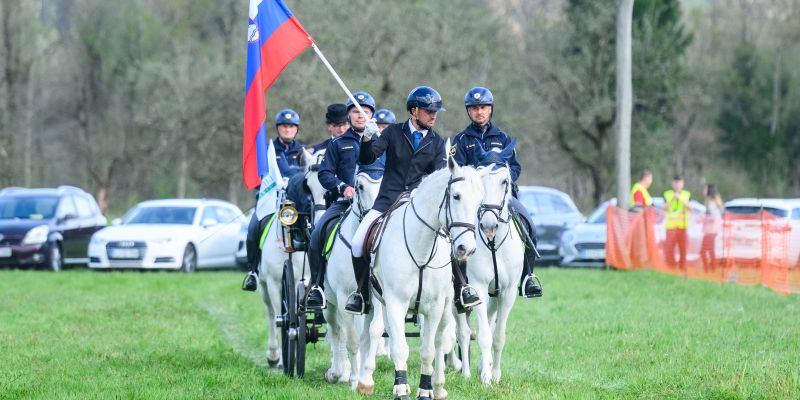 nika domen prevc sprejem dolenja vas.jpg