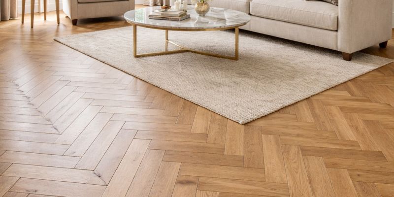 ribja-kost, parket, chevron