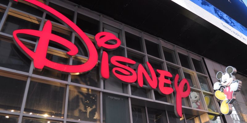 Rezi so del širšega varčevalnega trenda v zabavni industriji.