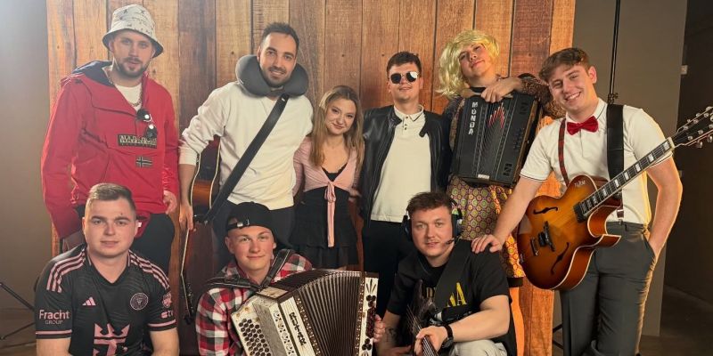 Ansambel Opev in Guštni muzikanti združili moči v novi polki