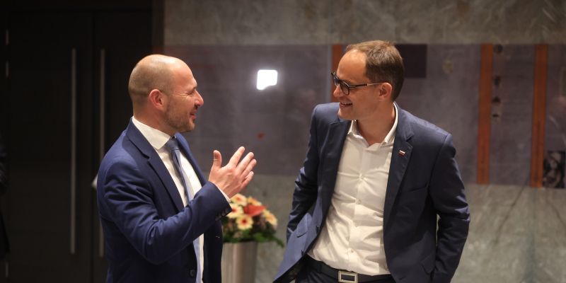 jernej vrtovec, anže logar.jpg