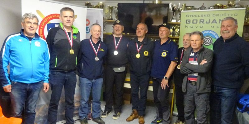 Najboljše ekipe, z leve_OZSČ Novo mesto_PVD Sever Dolenjske_ZB NOB Novo mesto.JPG