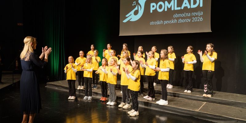 obmocna-revija-otroskih-pevskih-zborov