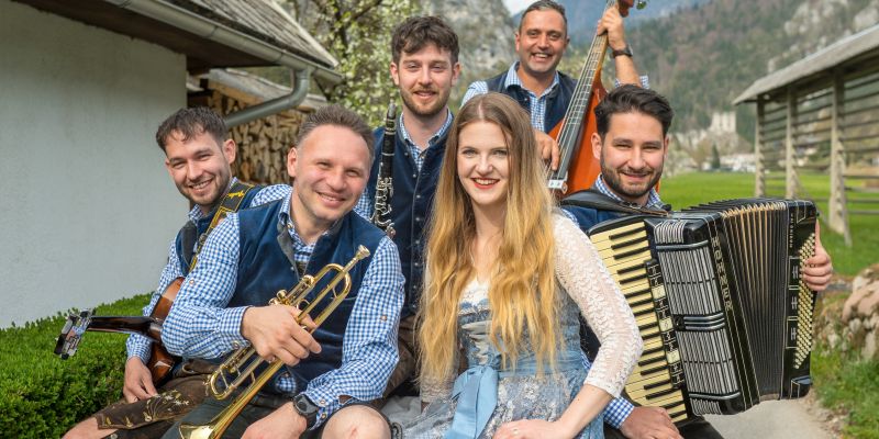 Naj pomlad zapleše v ritmih SVIZCEV