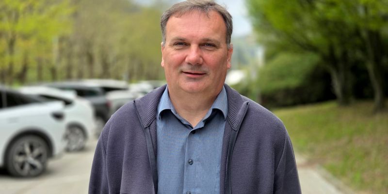 simon-lamot.jpg