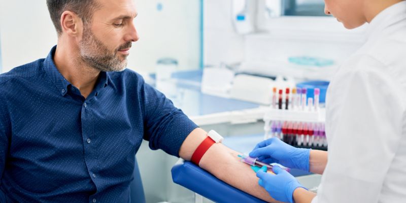 krvni test, odvzem krvi