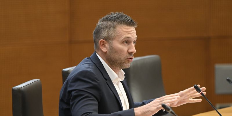 aleksander rebersek.jpg