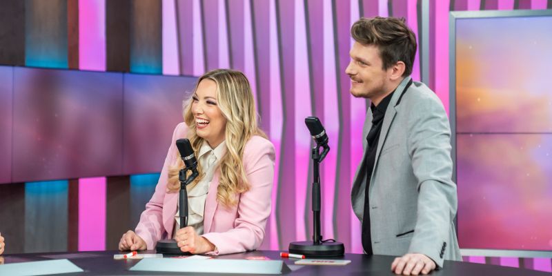 Zakonca Steklasa odštevata do največjega koncerta svoje kariere