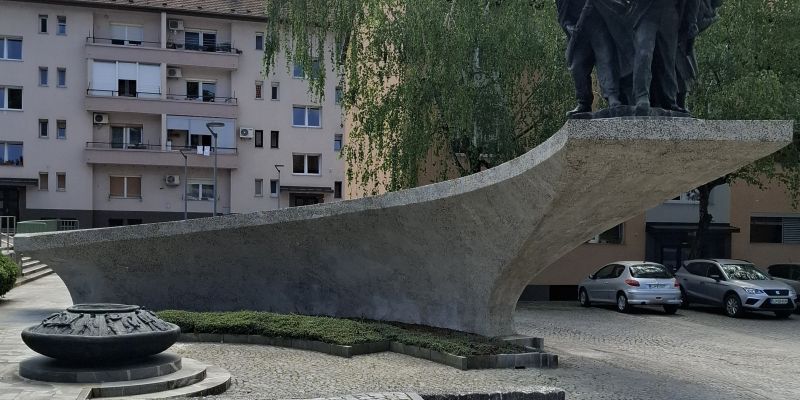 obcina-trbovlje, spomenik-revolucije