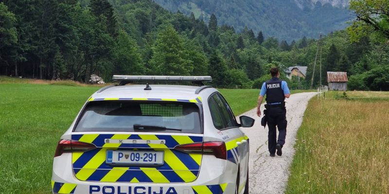 Policija